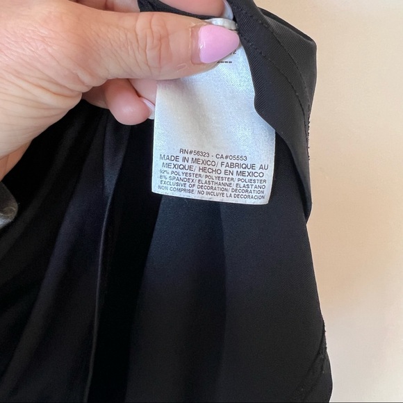 Nike Men’s Dri Fit Black Workout shirt Size Medium - Picture 5 of 7